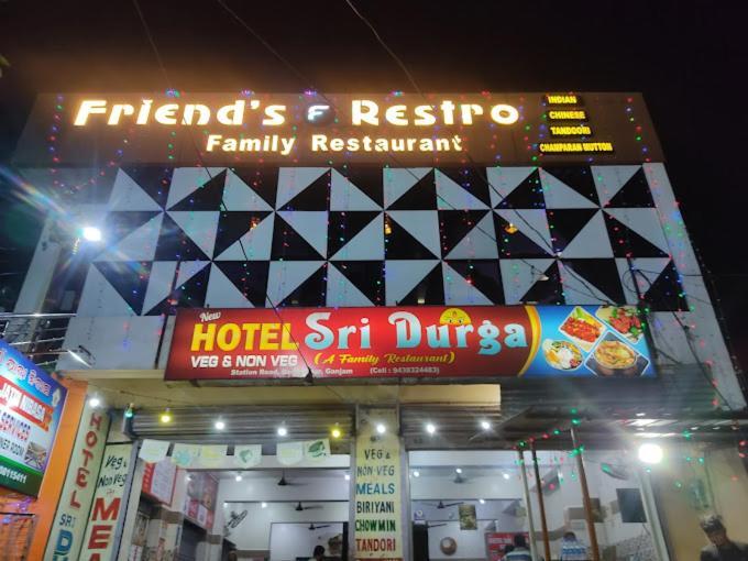 Sri Durga Jatri Nibasa Vandrarhem Brahmapur Exteriör bild